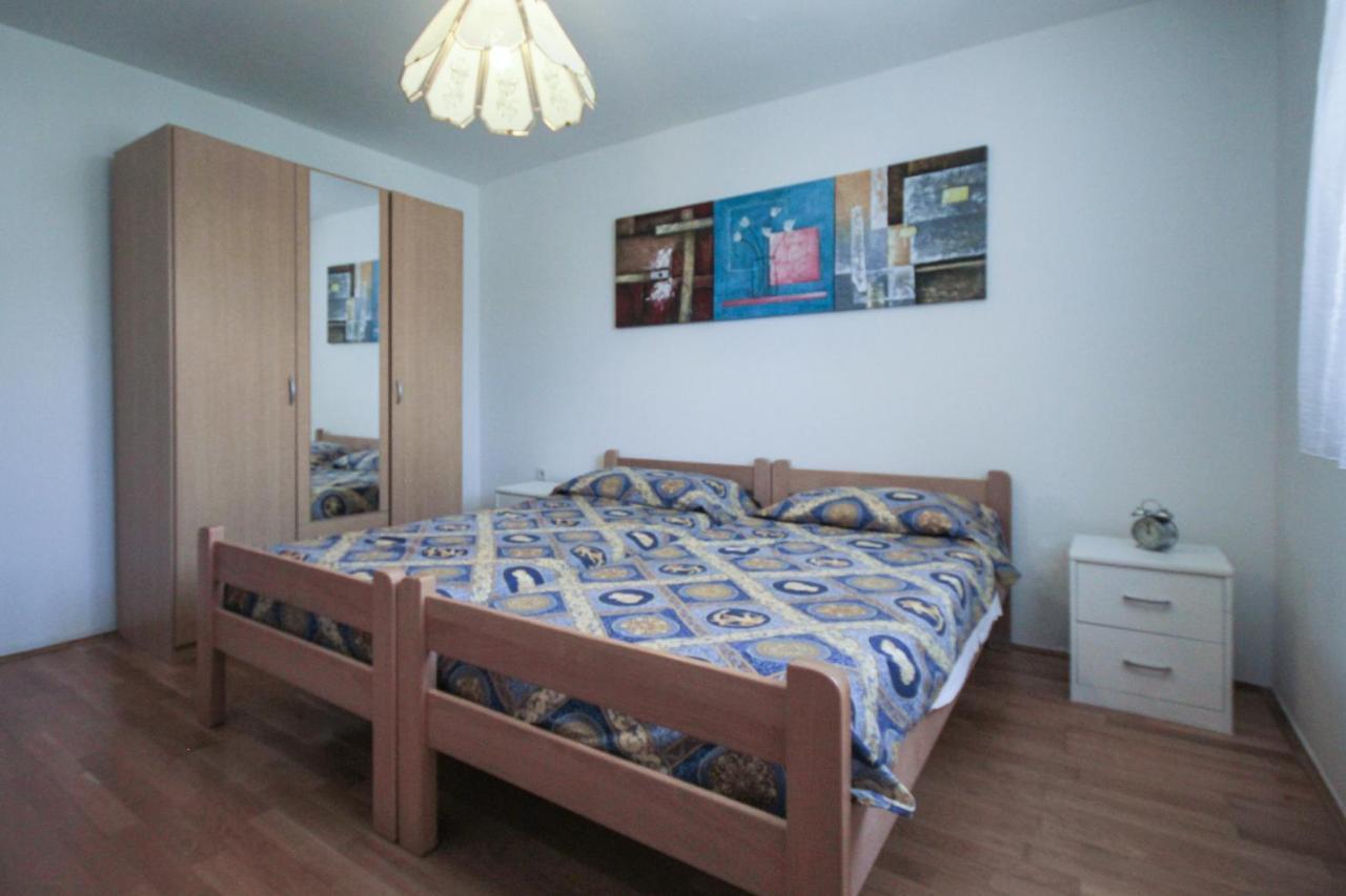 Apartment La Traviata With Parking Rovinj Exterior foto